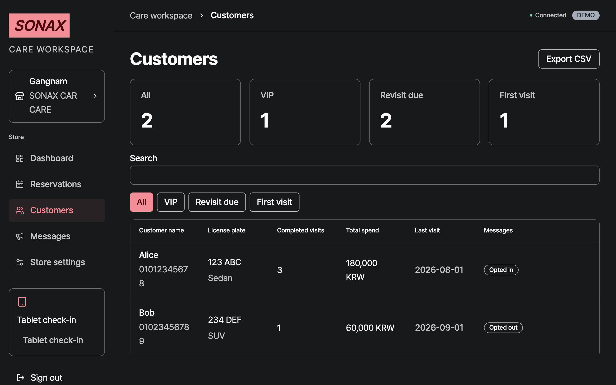 customers — desktop · dark · en · text 1.3x